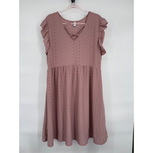 Brown Coco Dresses & Skirts - Brown Coco Sz 2XL Womens Dusty Rose Eyelet Flutter Sleeve Crisscross Dress